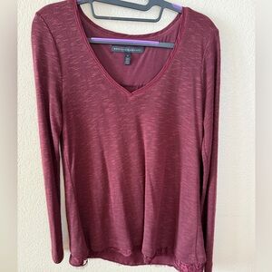 White House Black Market Maroon Heathered V-Neck Long Sleeve Top